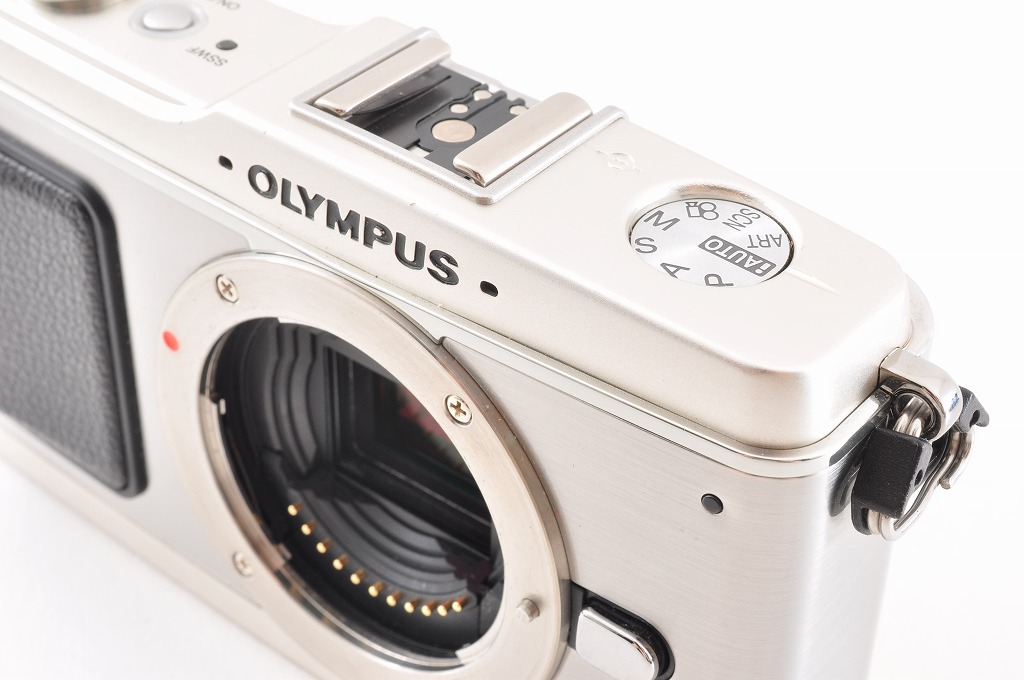 Olympus PEN E-P1 12.3MP Digital Camera Silver 14-42mm Lens